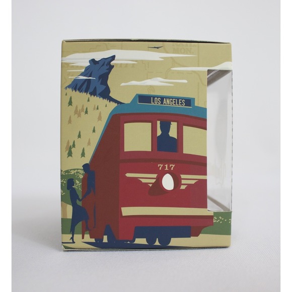 Disney California Adventure Cars Land Vinylmation Piston Cup Lightning McQueen - Picture 5 of 7